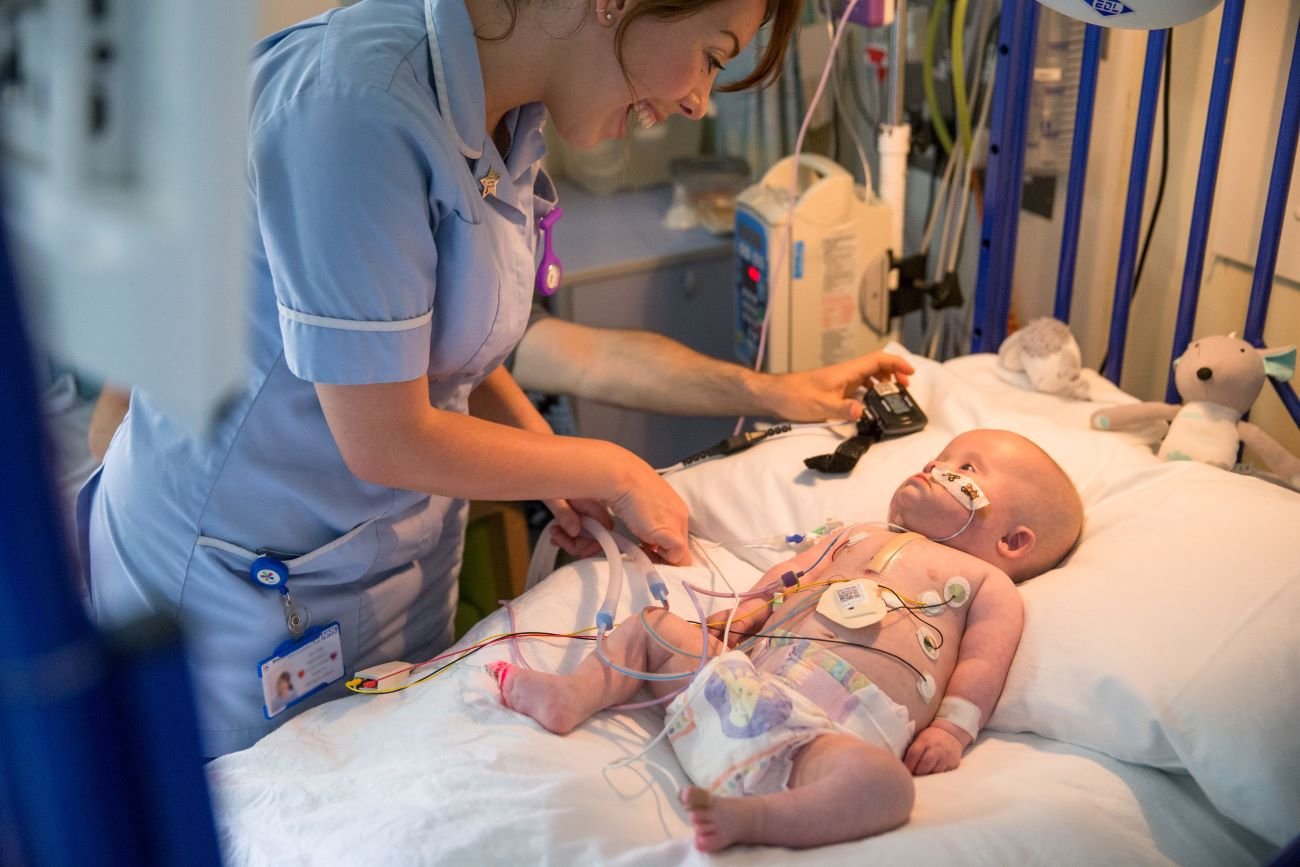 Nurses Using Isansys PSE